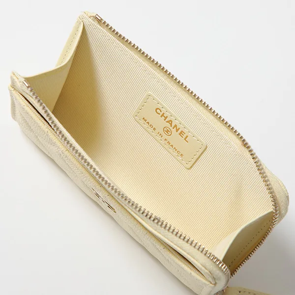 おすすめ シャネル フラグメントケース コピー AP3179 マトラッセ MATELASSE