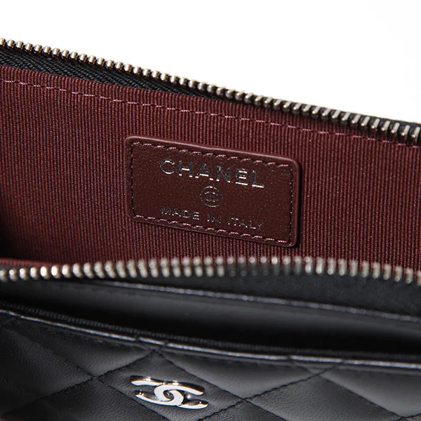 おすすめ シャネル フラグメントケース コピー AP3179 マトラッセ MATELASSE